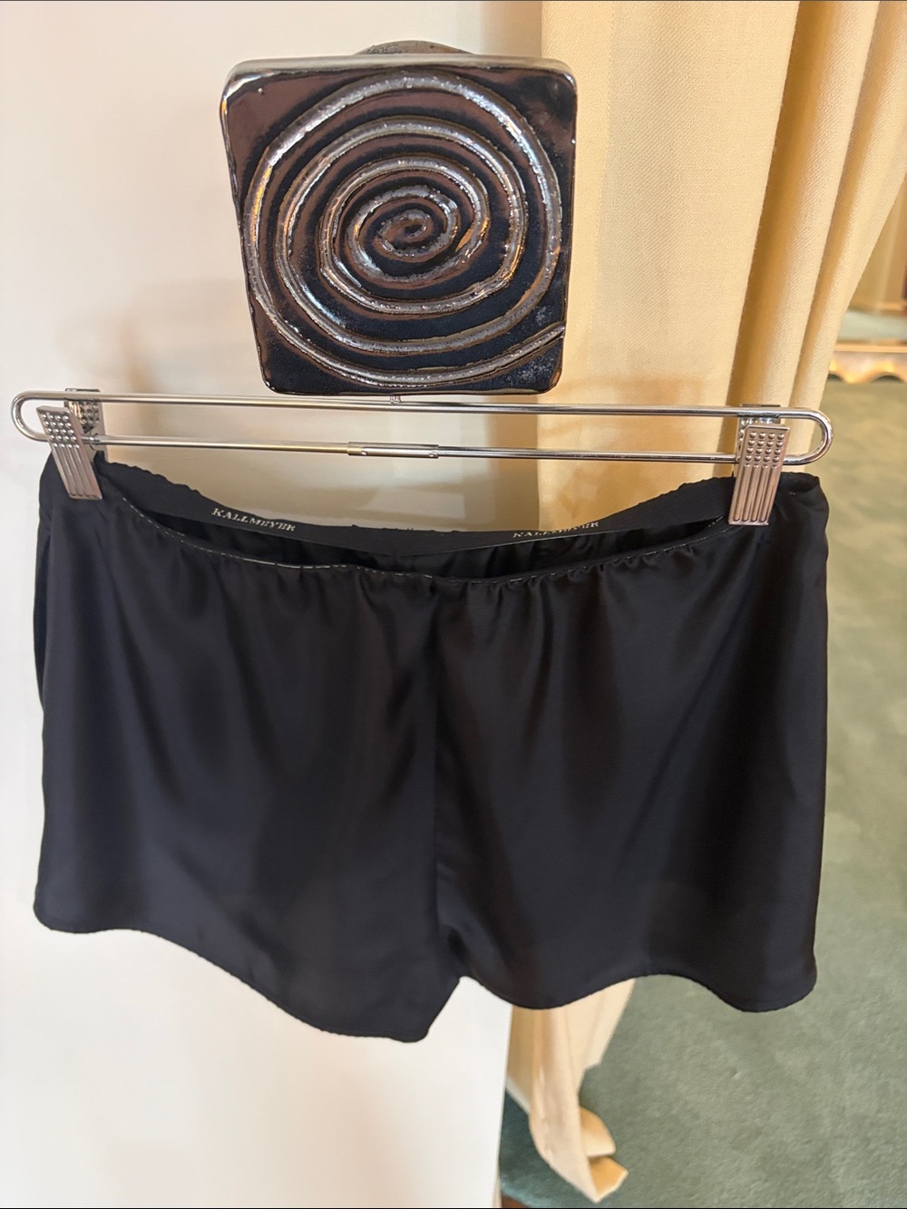 Kallmeyer jules short silk twill in black